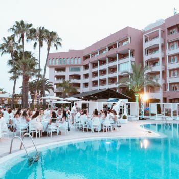 The most complete way to experience the White Party at Oliva Nova