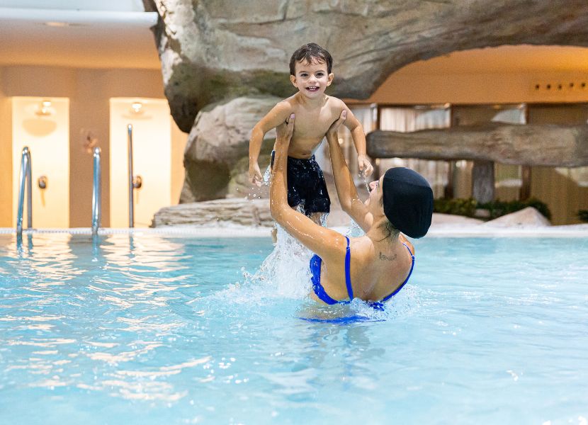 RELAX WITH YOUR PEOPLE