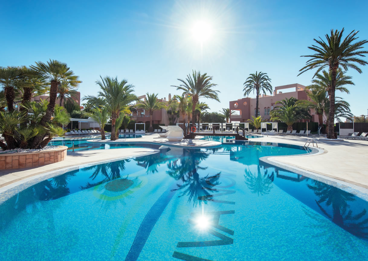 Oliva Nova Beach & Golf Hotel